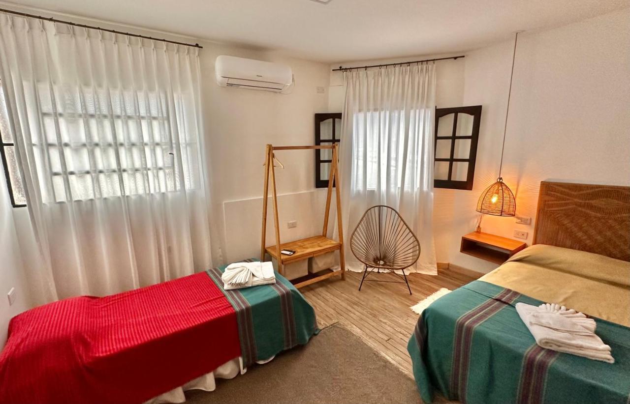 Отель Casa Yuri Сальта Экстерьер фото